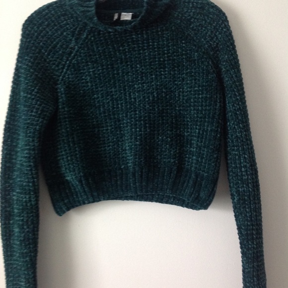 H&M Divided Mock Neck Cropped Sweater - XS - Picture 1 of 2